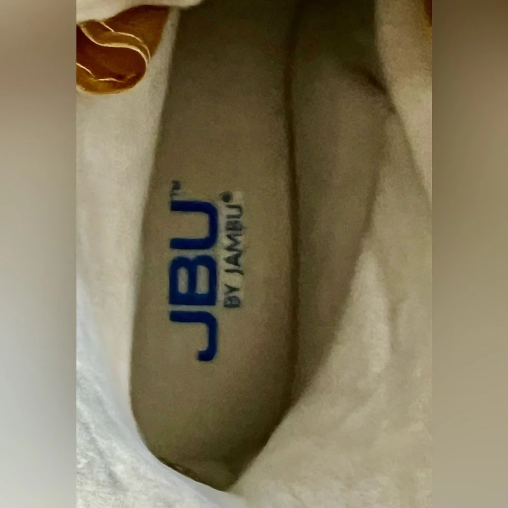 JBU Brown and Navy Lace-Up Winter Waterproof Boots - Size 6 New in Box